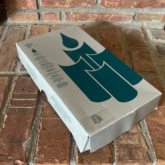 NIB PartyLite Vanilla Floater Candles - Picture 4 of 5